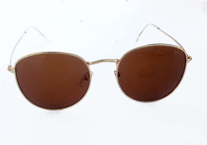Ronde / druppelvormige zonnebril in Rayban stijl.