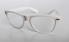 Witte wayfarer kinderbril met heldere glazen. - Design nr. 3211